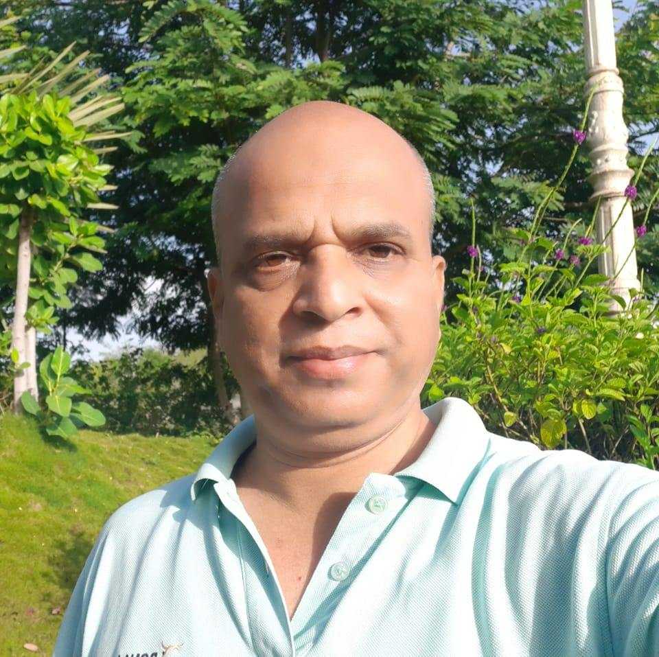 IAS officer Daulat Desai