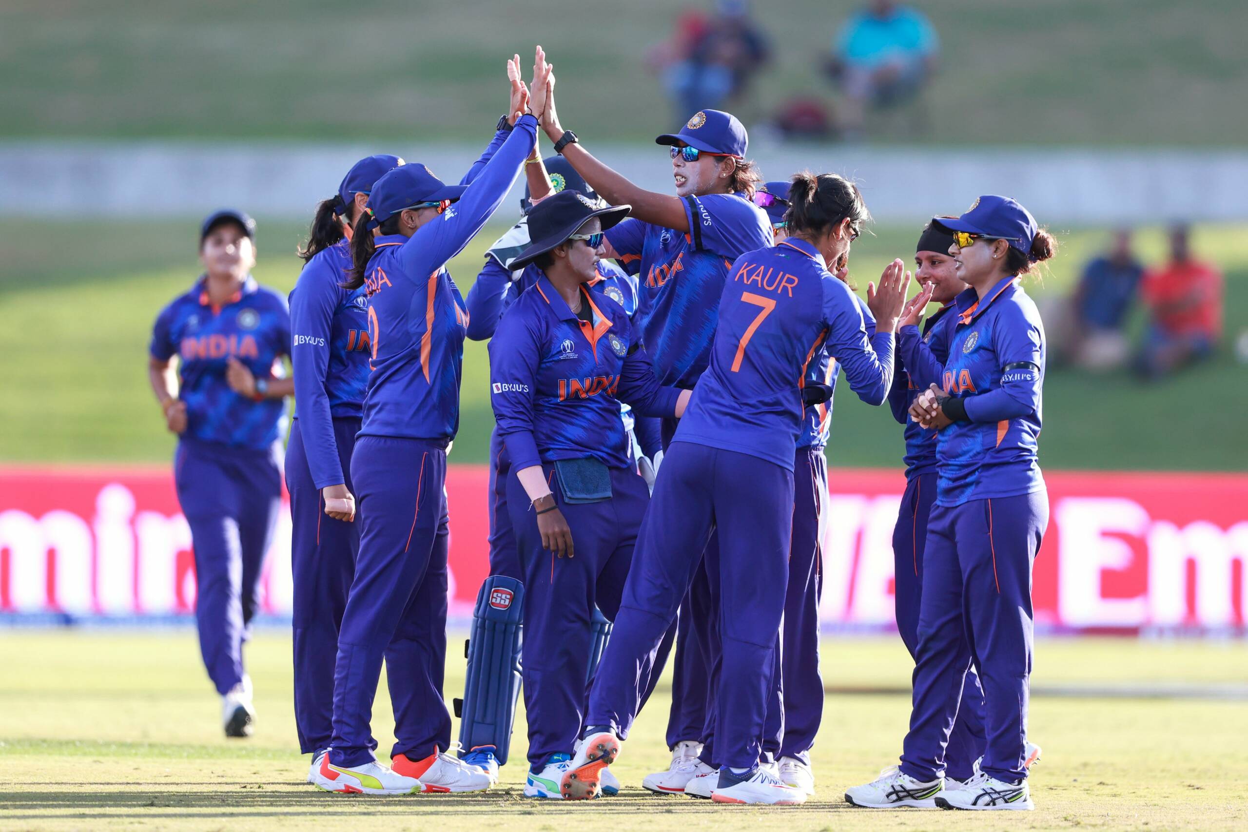 India beat Pakistan by 107 runs in ICC Women's World Cup