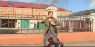 यूक्रेन से अपनी रिपोर्टिंग को लेकर ट्रोल हुईं रिपब्लिक टीवी की शाज़िया निसार, अर्नब गोस्वामी के सहयोगी का लोगों ने जमकर उड़ाया मजाक; NDTV के एंकर रवीश कुमार ने भी किया कटाक्ष